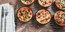 Geitenkaas taartje met zongedroogde tomaat recept