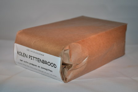 Molen pittenbrood 1 kg 