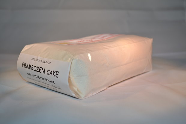 Frambozen cake met witte chocolade 1 kg