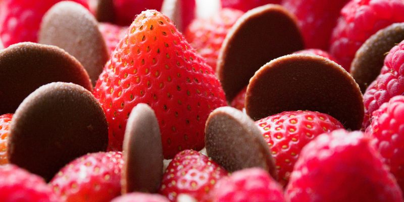 Red velvet dessert toppings